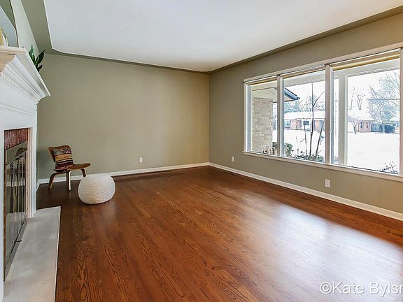 5th image of 1942 Millbank St SE