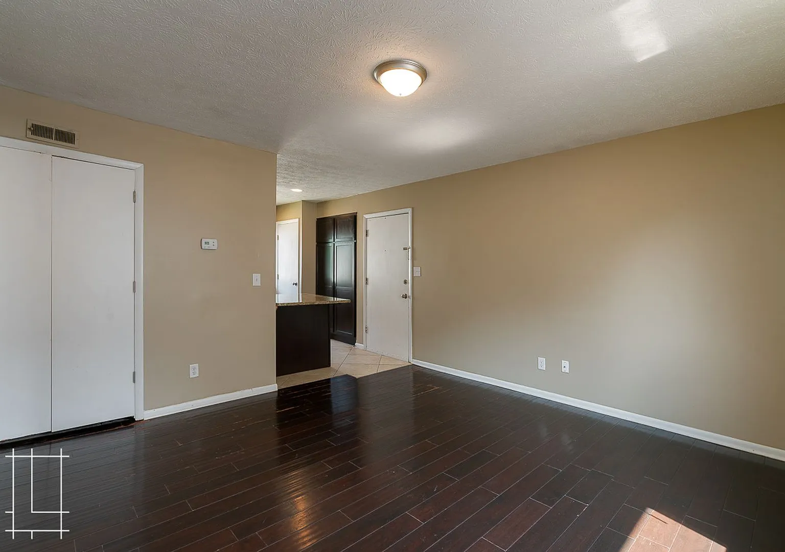 79 W. Starr Ave — Photo 4