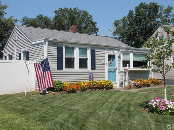 113-113 N Auten Ave, Somerville, NJ 08876