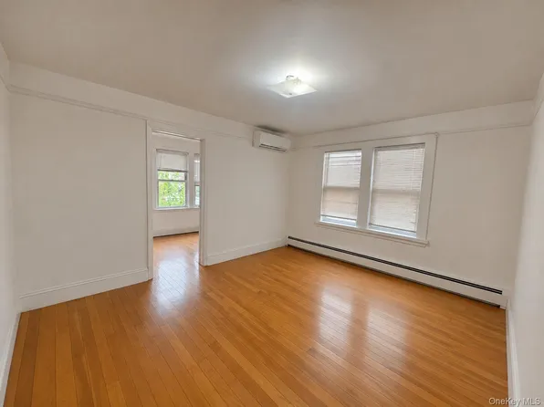 77-18 169th St Floor 1, Fresh Meadows, NY 11366