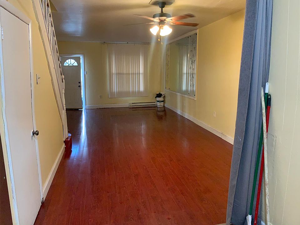1st image of 2546 S Beulah St
