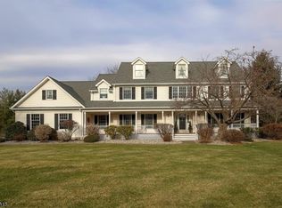 2 Quimby Ln, Flemington, NJ 08822