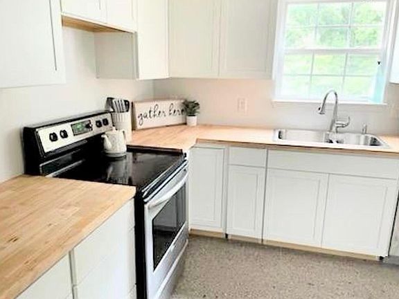 4th image of 205 Sam Johnson Rd NW