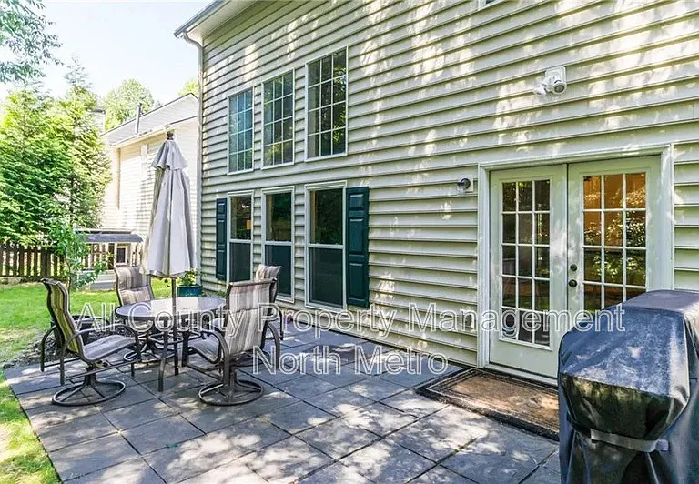 10915 Kimball Crest Dr — Photo 22