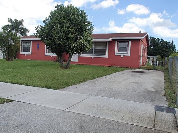 3rd image of 2376 NW 27th Ave