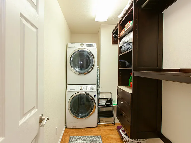 1330 Sequoia Cir #2 — Photo 16