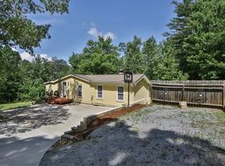 127 Tower Ln APT 1, Mineral Bluff, GA 30559