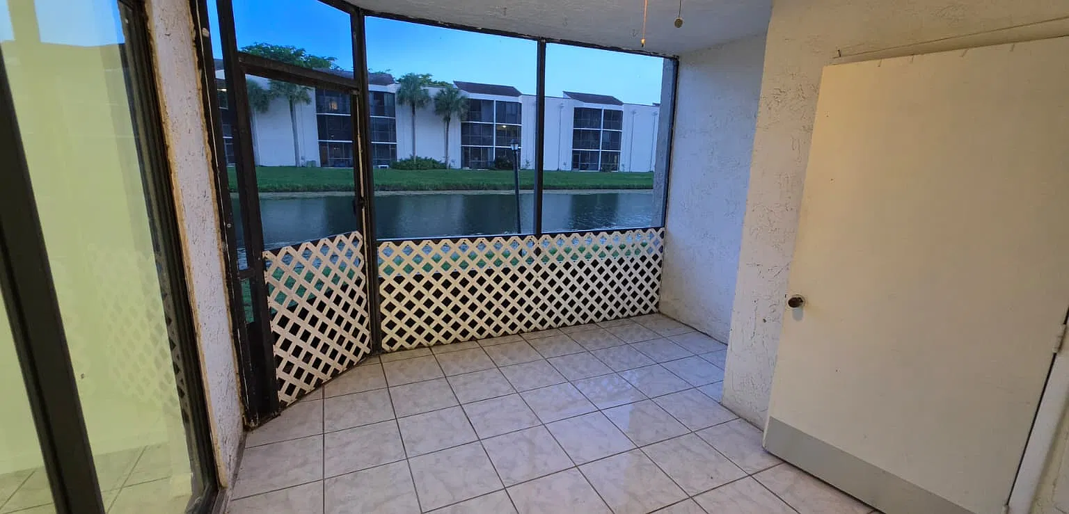 SW 117th Ave, Pembroke Pines — Photo 1