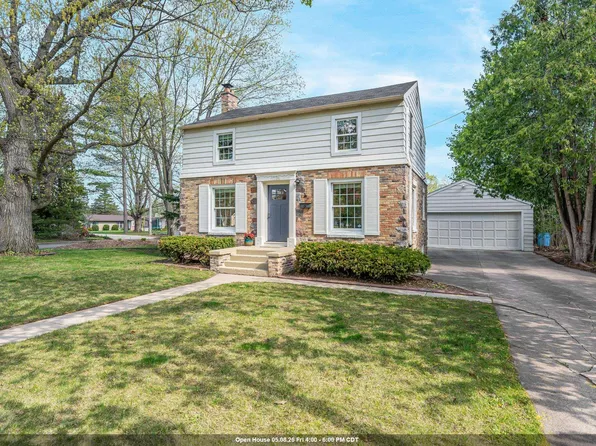 1026 W Calumet St, Appleton, WI 54915