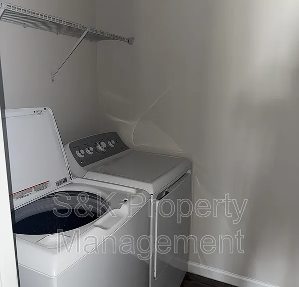 112 Overstreet Ct — Photo 7