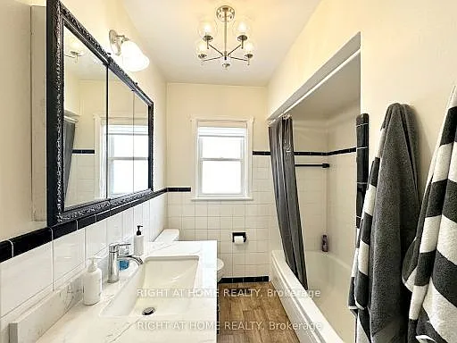 57 Wilstead Dr #MAIN FLOOR — Photo 10