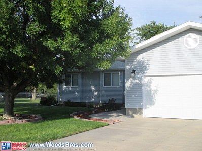 1st image of 811 Sweetwood Dr