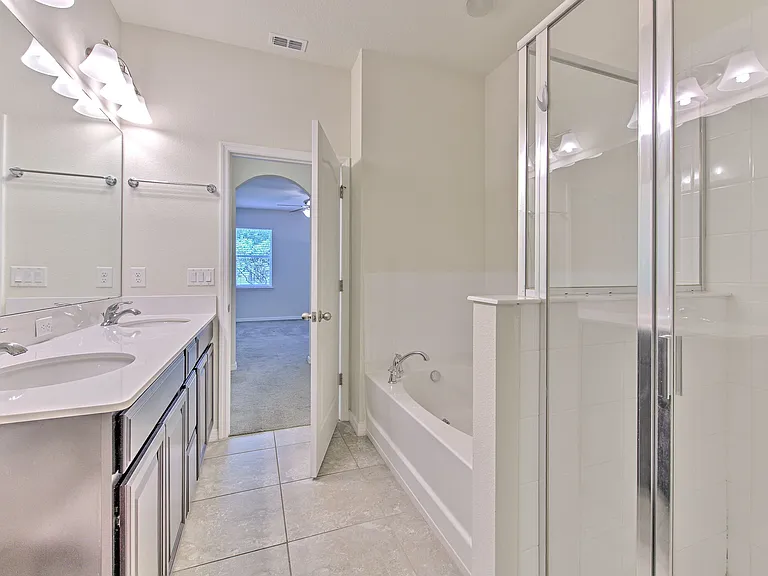 2111 Broadway View Ave — Photo 20