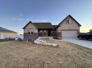 2595 W Valley View Dr, Tremonton, UT 84337
