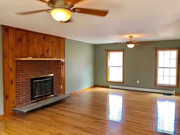 5th image of 85 Bacon Dr #10