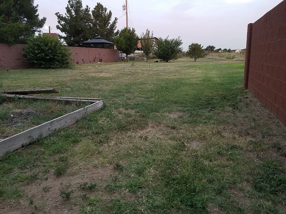 1st image of 7707 N Plainfield Dr