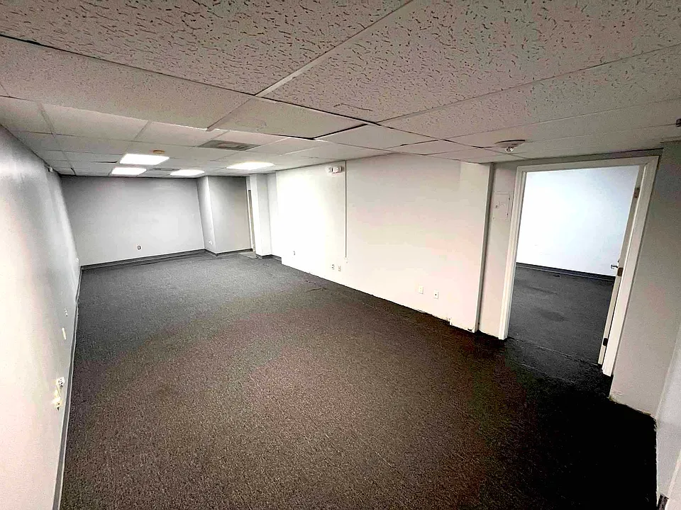 2727 E Oakland Park Blvd #203-205A