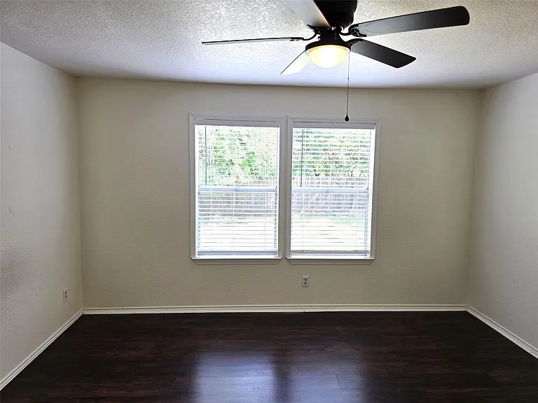 1600 Hollow Tree Blvd — Photo 19