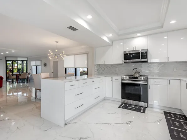 15822 Loch Maree Lane #3203, Delray Beach, FL 33446