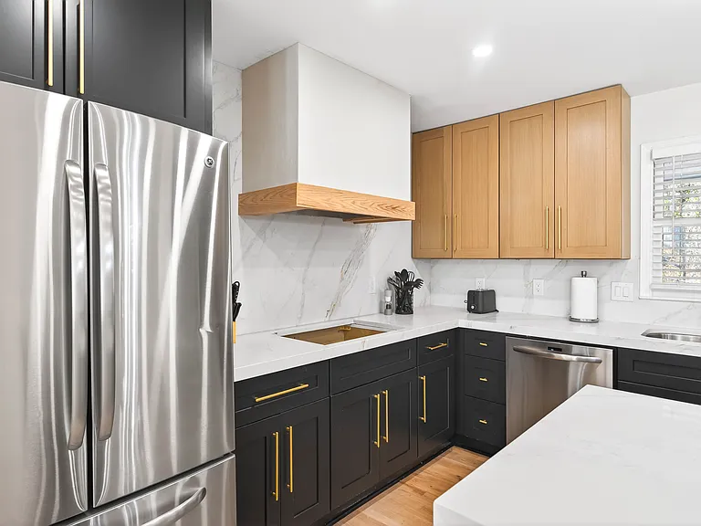 310 Rivoli Cir — Photo 14