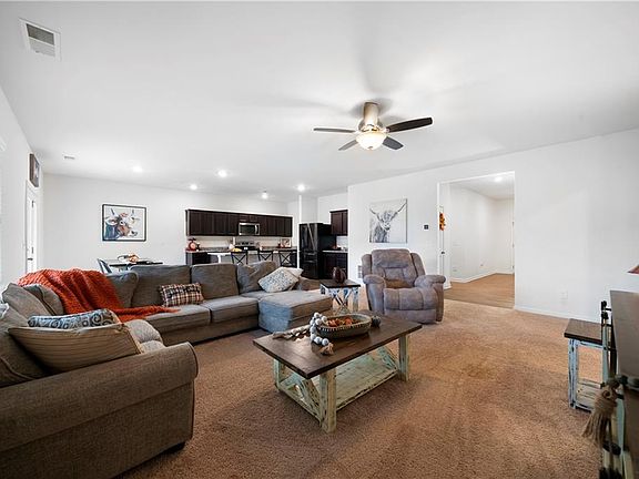 4th image of 145 Meriwether Ln