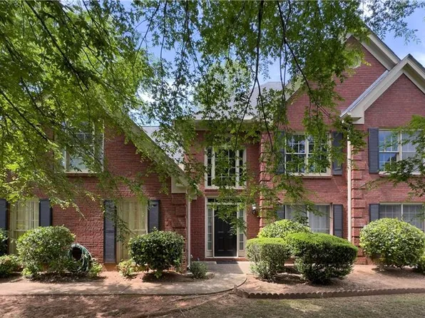 2315 Shore View Way, Suwanee, GA 30024