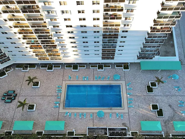 3725 S Ocean Dr #1506 — Photo 47