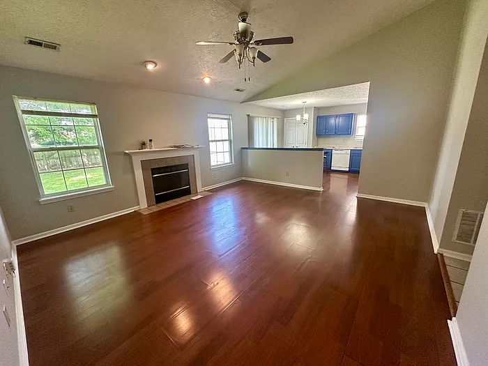 5960 Sycamore Forge Ln — Photo 2