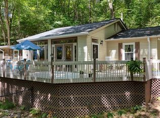 32 Shadee Dr, Blairsville, GA 30512