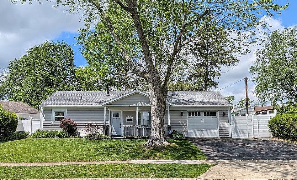 1st image of 2407 Selby Pl