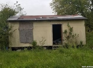 13515 Quesenberry Rd, Von Ormy, TX 78073