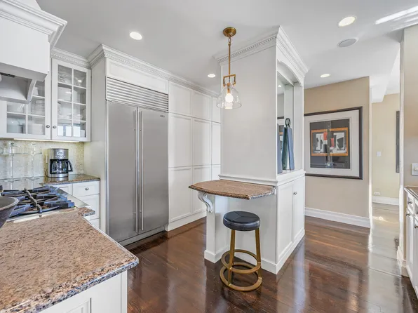 524 East 72nd Street image 14 of 30