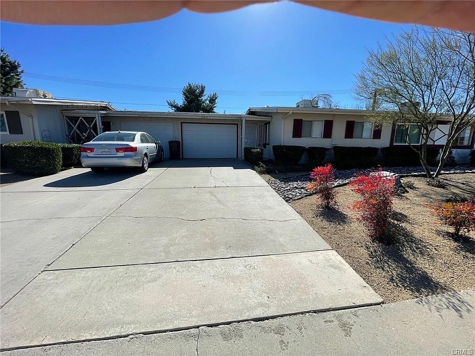 1st image of 26415 Cherry Hills Blvd