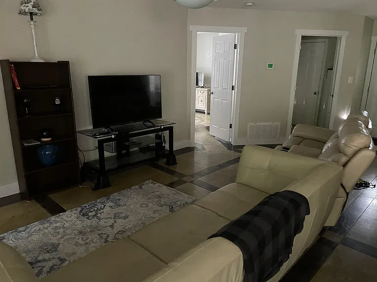 1540 Stanford Rd — Photo 15
