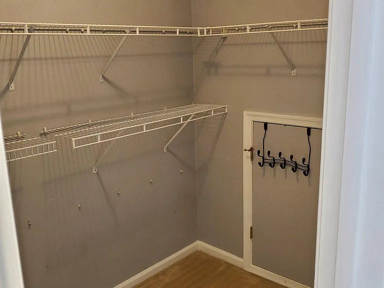 5105 Benjamin Ct — Photo 24