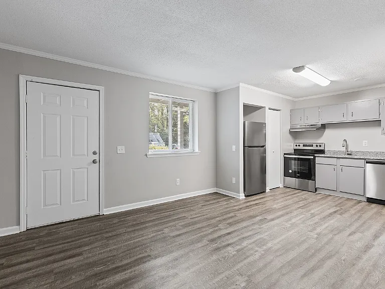 105 Ppoole St #303 — Photo 61