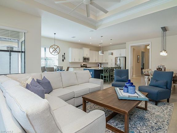 4th image of 9092 Isla Bella Cir