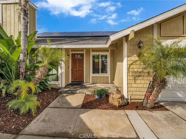 2477 Bradley St, Oceanside, CA 92056