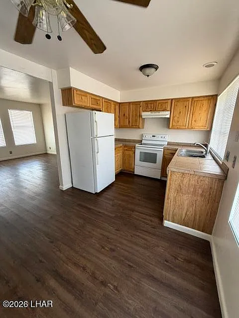 2 bed, 2.0 bath, 950 sqft, $1,050 — Photo 4
