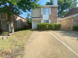 207 Country Bend Dr, Duncanville, TX 75137