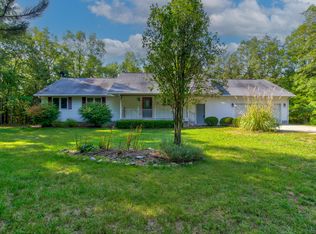 937 W Holton Whitehall Rd, Whitehall, MI 49461