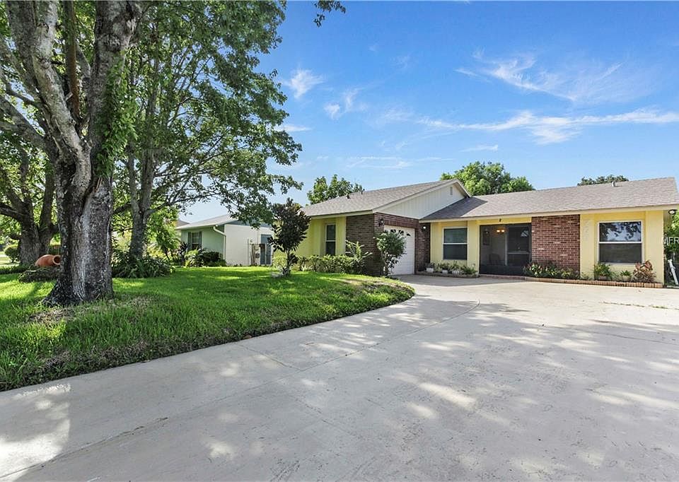1st image of 706 Wedge Ln