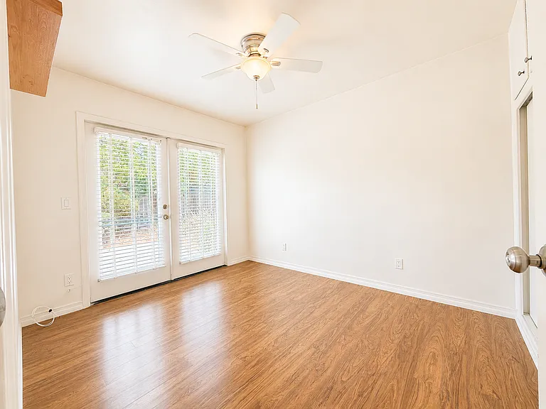 996 Pine Ave #998 — Photo 13