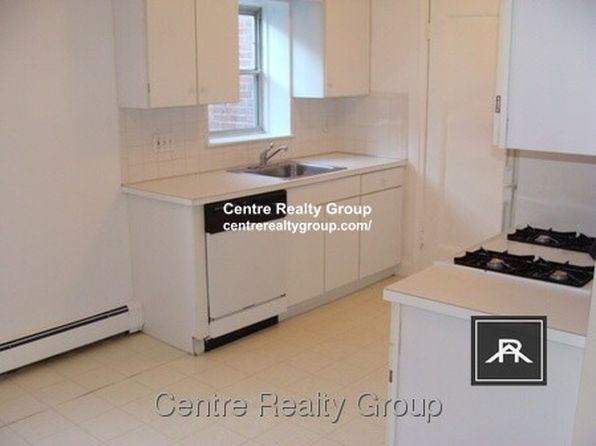 499 Centre St #2A