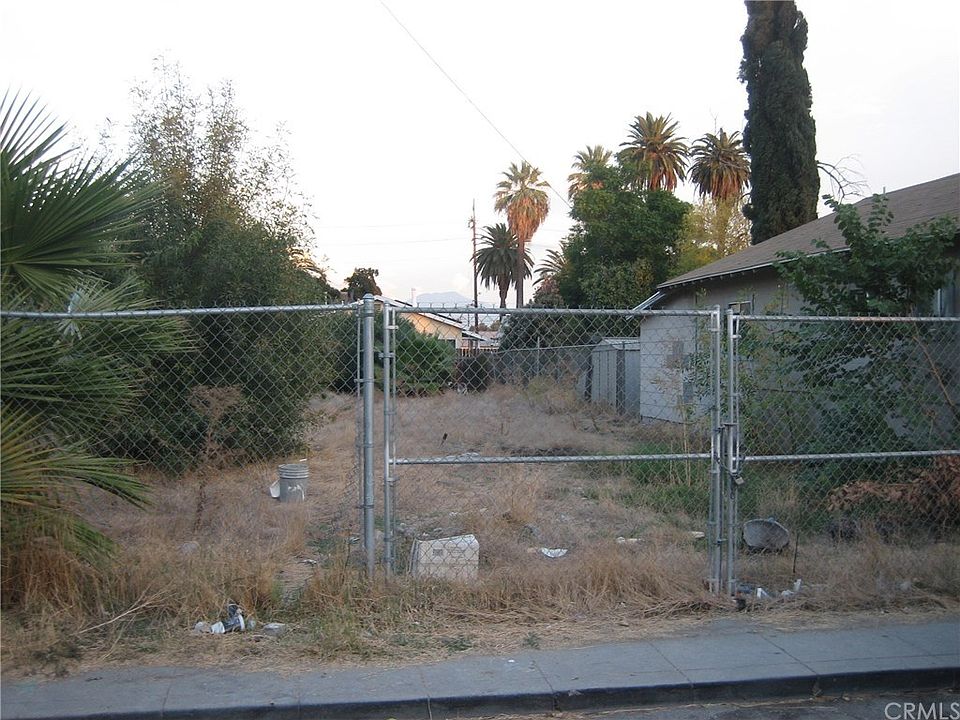 2nd image of 673 Crescent Ave