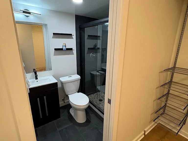 1816 New Hampshire Ave NW #503 — Photo 4