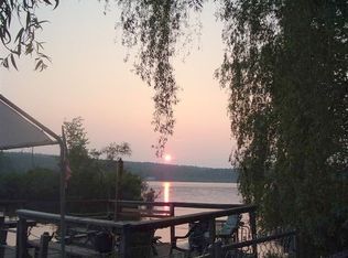 21 Twin Island Rd, Hopkinton, MA 01748