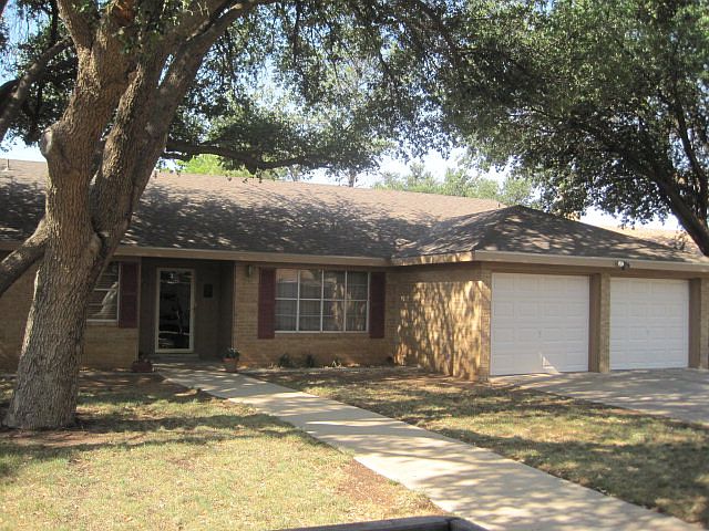 1st image of 3321 Fairmont Dr