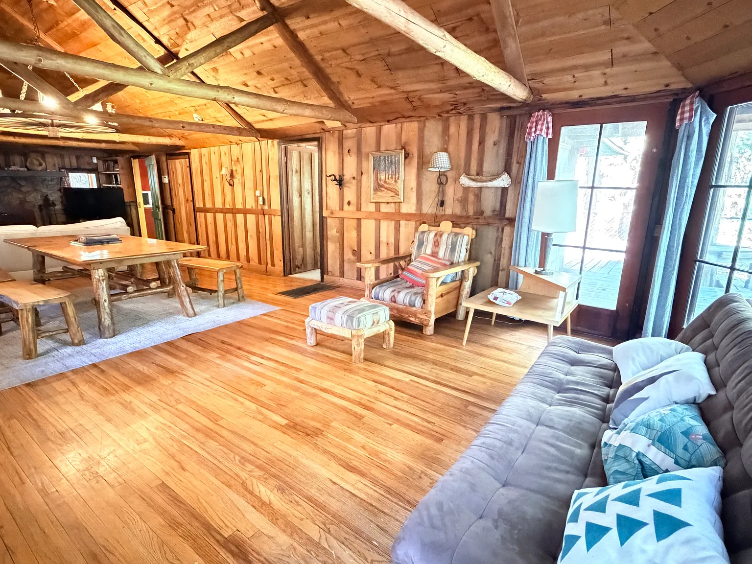 1 bed, 500 sqft, $2,100 — Photo 2