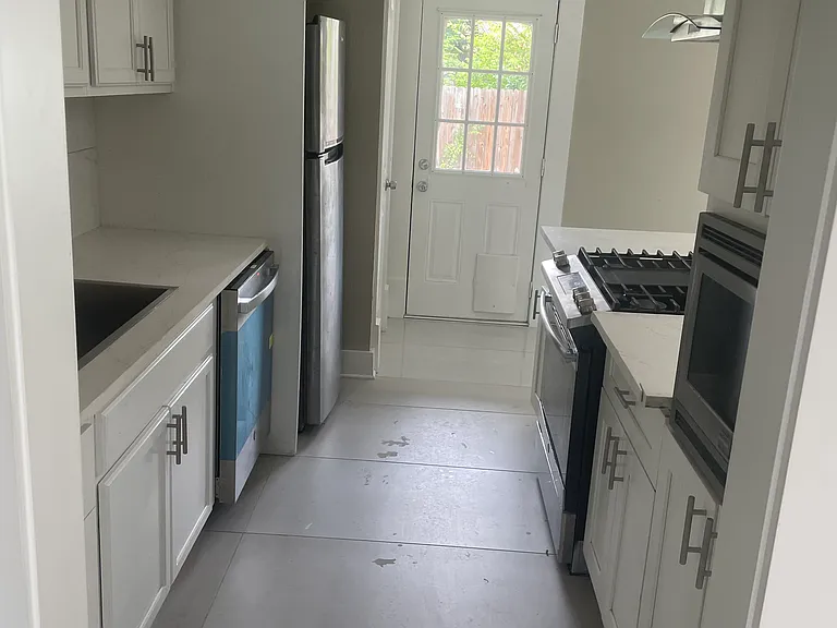 2963 Talisman Dr — Photo 7